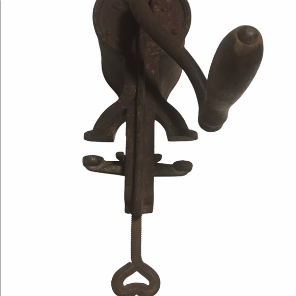 Vintage Antique Cast Iron Table Clamp Food Grater - Picture 2 of 12
